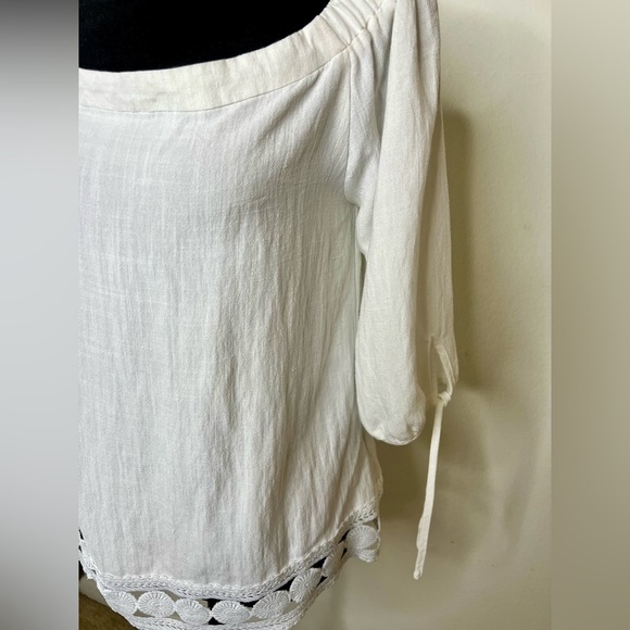 Anthropologie Greylin Akela White Off The Shoulder Top Half Sleeve small EUC - Picture 6 of 9